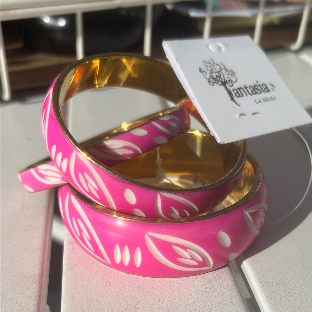 Fantasia cut out carved Pink White Brass Gold chunky Barbie Bangles India 🇮🇳 🆕